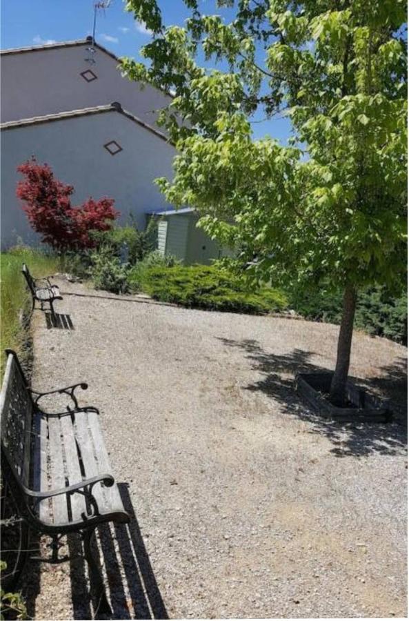 Logement Avec Piscine, Classe 3 Etoiles, De 42 M2 Tout Confort Au Calme Pour Un Couple Cahuzac-sur-Vere Экстерьер фото